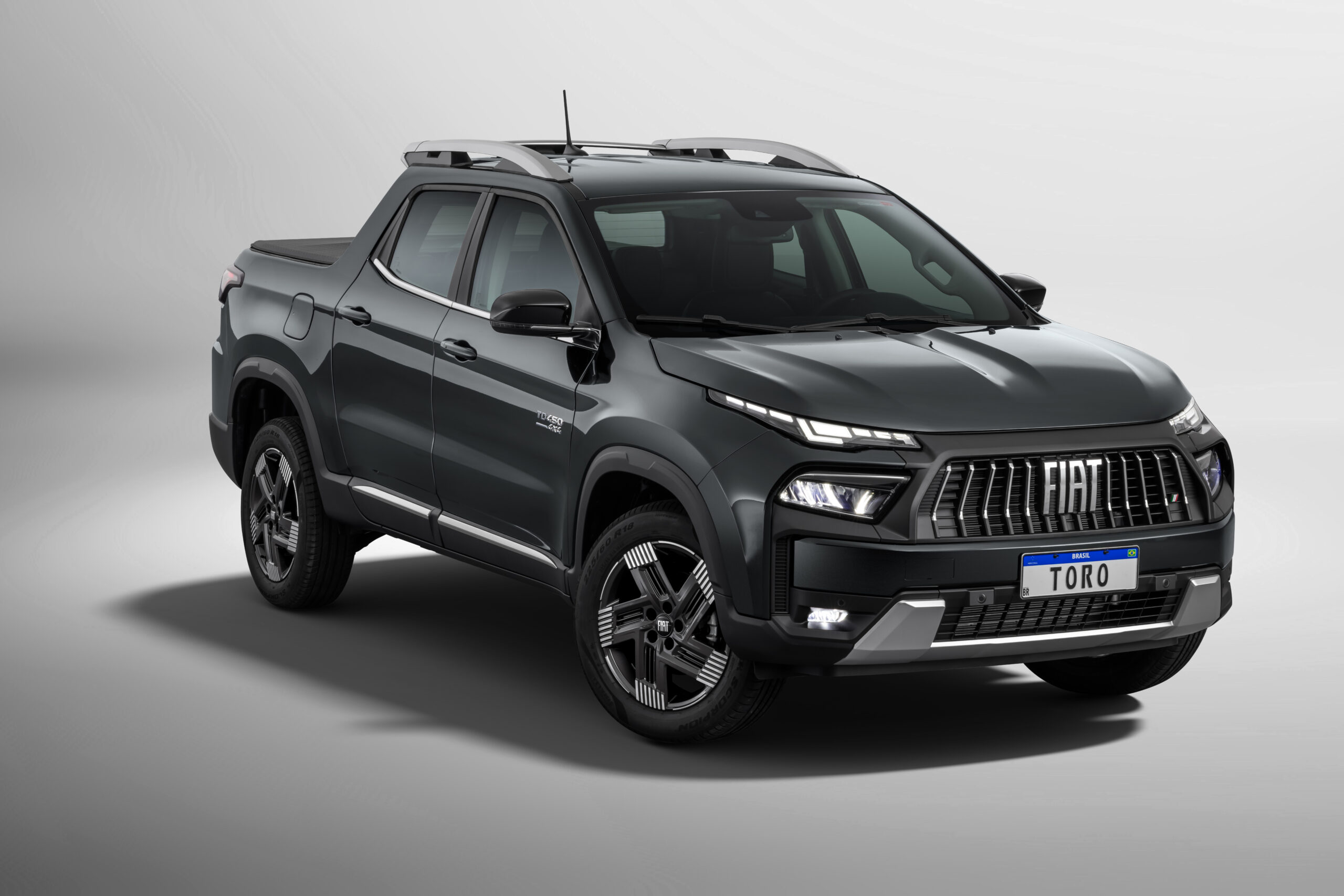 Fiat_Toro_Volcano_MY26_018